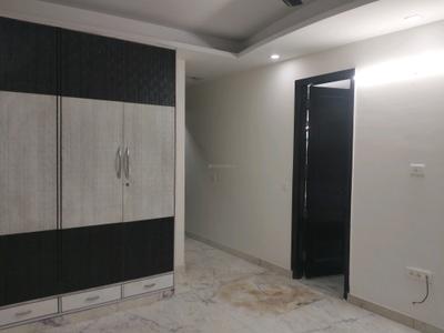 Bedroom Image of 1800 Sq.ft 4 BHK Builder Floor for rent in Paschim Vihar New Delhi for Rs. 58000