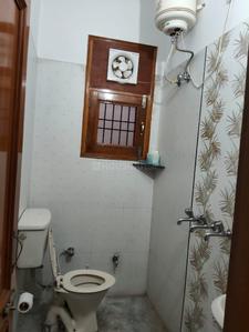 Bathroom Image of 1800 Sq.ft 2 BHK Builder Floor for rent in Sector 16 Panchkula for Rs. 23000