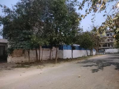 Image of 450 Sq.ft Residential Plot / Land for sale in Sector 70, Noida for Rs. 88000000