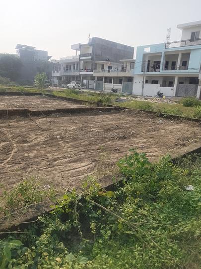 Jankipuram Garden Main Image 1