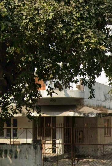 MANEKBAUG Main Image 1