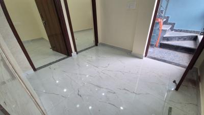 Living Room Image of 600 Sq.ft 2 BHK Independent House for rent in Trivani Apartment, Jhilmil Colony New Delhi for Rs. 20000
