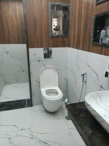 Common Bathroom One Image of 6000 Sq.ft 6 BHK Independent House for sale in Ameerpet Hyderabad for Rs. 100000000