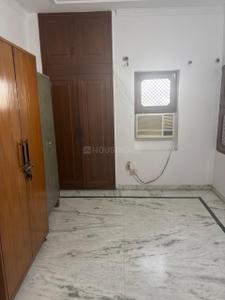 Bedroom Image of 2700 Sq.ft 4 BHK Independent House for rent in DDA Flat Janakpuri, Janakpuri New Delhi for Rs. 48000