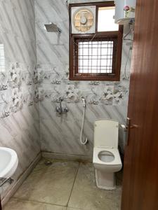 Bathroom Image of Luxury girls pg in Sector 39, Gurgaon