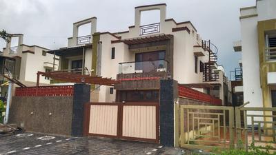 4 BHK Independent House