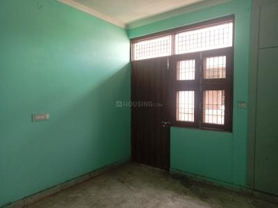 Bedroom Image of 1350 Sq.ft 4 BHK Builder Floor for sale in Shahdara New Delhi for Rs. 8000000