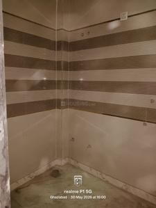 Bathroom Image of 1180 Sq.ft 3 BHK Apartment / Flat for sale in Govindpuram Ghaziabad for Rs. 4179000