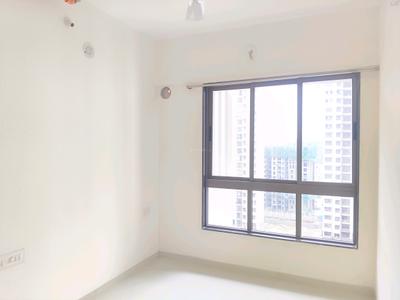 Bedroom Image of 860 Sq.ft 2 BHK Apartment / Flat for rent in Runwal My City Phase II Cluster 5 Part III, Usarghar Thane for Rs. 13999