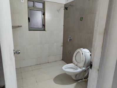 Image of 1850 Sq.ft 3 BHK Apartment / Flat for rent in Adani The Meadows, Shantigram, Ahmedabad for Rs. 34000