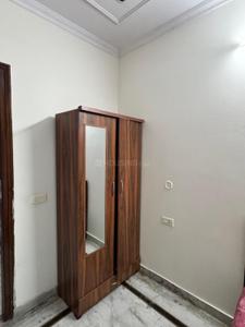 Bedroom Image of 2700 Sq.ft 2 BHK Independent House for rent in Sector 40 Gurgaon for Rs. 40000