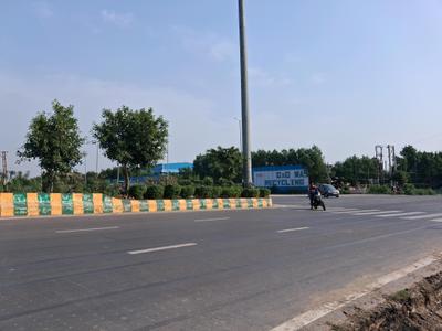 Image of 1800 Sq.ft Residential Plot / Land for sale in Sector 79, Noida for Rs. 27100000