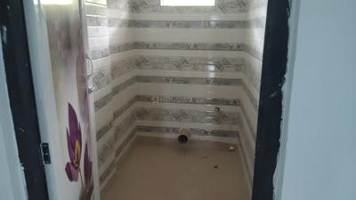 Bathroom Image of 600 Sq.ft 1 BHK Apartment / Flat for sale in New Barrakpur Kolkata for Rs. 1620000
