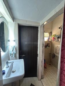 Bathroom Image of 1500 Sq.ft 3 BHK Apartment / Flat for sale in Vikaspuri New Delhi for Rs. 10500000