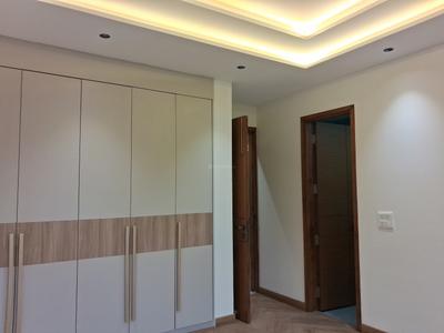 Bedroom Image of 1800 Sq.ft 3 BHK Builder Floor for sale in Paschim Vihar New Delhi for Rs. 37500000
