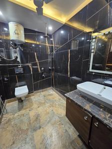 Bathroom Image of 1800 Sq.ft 3 BHK Builder Floor for rent in Punjabi Bagh New Delhi for Rs. 61000
