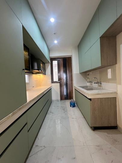 HIG FLAT SECTOR 43 CHANDIGARH Main Image 1