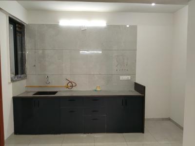 3 BHK Semi Furnished Flat