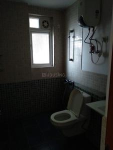 Bathroom Image of 2100 Sq.ft 3 BHK Apartment / Flat for sale in ATS Advantage Phase 2, Indirapuram Ghaziabad for Rs. 36000000