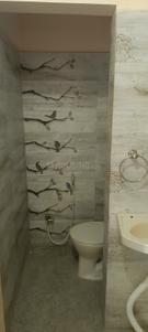 Bathroom Image of 700 Sq.ft 1 BHK Independent House for rent in Himayat Nagar Latur for Rs. 7500