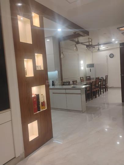 Sector 4, Vaishali Main Image 1