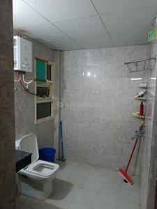 Bathroom Image of 1250 Sq.ft 2 BHK Apartment / Flat for rent in AWHO Vay Sector 8B G, Vrindavan Yojana Lucknow for Rs. 26000