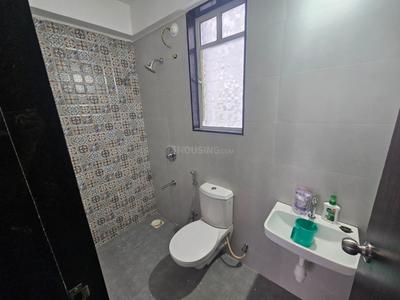 Bathroom Image of 750 Sq.ft 1 BHK Apartment / Flat for rent in Old Sangvi Pune for Rs. 20000