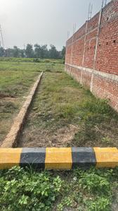 Image of 800 Sq.ft Residential Plot / Land for sale in Pashchim Patti, Varanasi for Rs. 1280000