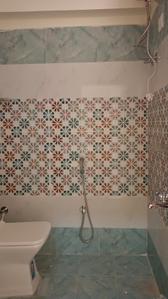Bathroom Image of 700 Sq.ft 1 BHK Apartment / Flat for rent in Kondapur Hyderabad for Rs. 24500