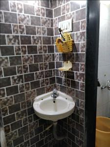 Bathroom Image of In a 1 Bhk flat there 2 Beds available for PG  in Andheri East, Mumbai
