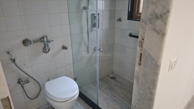 Image of 1800 Sq.ft 3 BHK Apartment / Flat for rent in Land Breeze, Pali Hill, Mumbai for Rs. 320000