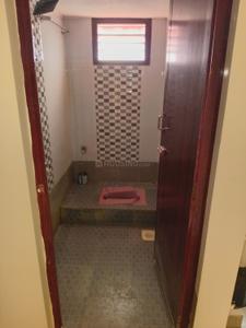 Bathroom Image of 950 Sq.ft 2 BHK Apartment / Flat for sale in Kalaingarnagar Chennai for Rs. 4600000
