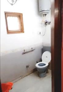 Bedroom Image of 900 Sq.ft 2 BHK Builder Floor for sale in Patel Nagar New Delhi for Rs. 10500000