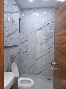 Common Bathroom Image of 1200 Sq.ft 3 BHK Builder Floor for sale in Paschim Vihar New Delhi for Rs. 22500000