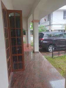 Balcony Image of 3300 Sq.ft 4 BHK Independent House for sale in Velappaya, Killannur Thrissur for Rs. 15500000