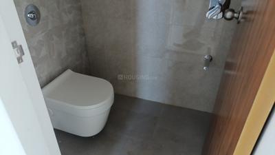 Bathroom Image of 600 Sq.ft 1 BHK Apartment / Flat for sale in Ashar Arize, Kalwa Thane for Rs. 8600000