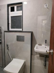 Common Bathroom Image of 572 Sq.ft 1 BHK Apartment / Flat for sale in Ashtha Pushp, Andheri East Mumbai for Rs. 13500000