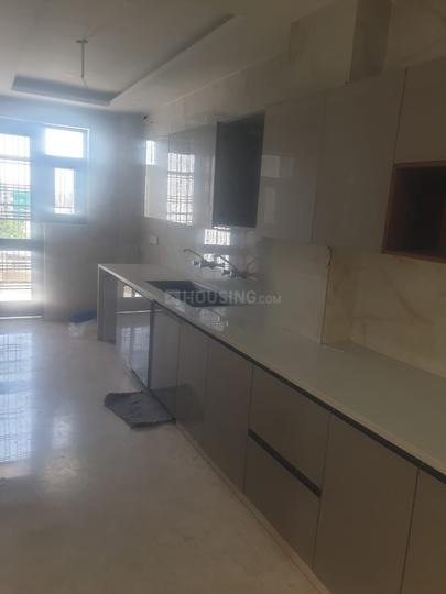 Rajinder Singh Market, Sector 28 Kitchen 1