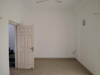 Bedroom Image of 1742 Sq.ft 3 BHK Villa for rent in Paramount Golfforeste Villas, Surajpur Greater Noida for Rs. 24000