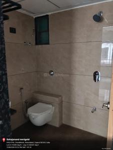Image of 1980 Sq.ft 3 BHK Apartment / Flat for rent in Sahajanand Marigold, Chandkheda, Ahmedabad for Rs. 25000