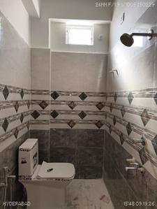 Bathroom Image of 400 Sq.ft 1 BHK Independent House for rent in Bahadurpally Hyderabad for Rs. 10000