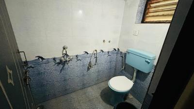 Bathroom Image of 900 Sq.ft 2 BHK Independent House for sale in B. Thandrapadu Kurnool for Rs. 6500000