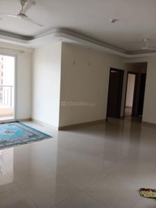 Hall Image of 1375 Sq.ft 3.5 BHK Apartment / Flat for sale in Amrapali Crystal Homes Phase 1, Sector 76 Noida for Rs. 17200000