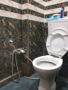 Common Bathroom Image of 400 Sq.ft 2 RK Builder Floor for sale in Shastri Nagar New Delhi for Rs. 2900000