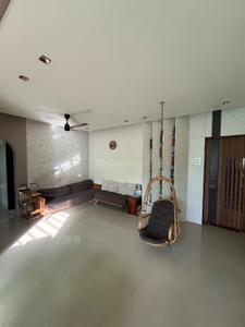 Hall Image of 850 Sq.ft 2 BHK Apartment / Flat for sale in Mulund West Mumbai for Rs. 18000000
