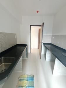 Kitchen Image of 740 Sq.ft 2 BHK Apartment / Flat for sale in Lodha Amara, Kolshet Thane for Rs. 14500000