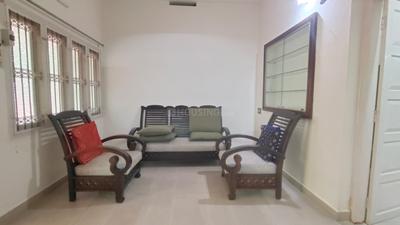 Hall Image of 1200 Sq.ft 2 BHK Independent House for rent in Vyttila Kochi for Rs. 32000