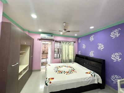 Bedroom Image of 1354 Sq.ft 3 BHK Apartment / Flat for rent in Chinar Park Kolkata for Rs. 26000