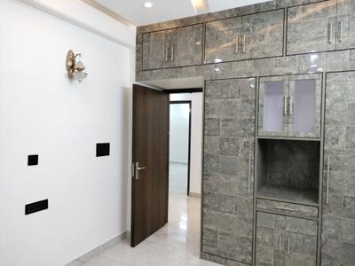 Bedroom Image of 2200 Sq.ft 4 BHK Apartment / Flat for sale in CGHS Guru Apartments, Sector 6 Dwarka New Delhi for Rs. 36300000