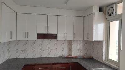 Kitchen Image of 1850 Sq.ft 3 BHK Apartment / Flat for sale in Solutrean Caladium, Sector 109 Gurgaon for Rs. 19500000